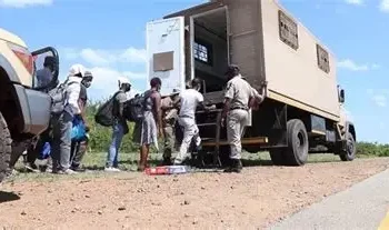 Mais de quatrocentos moçambicanos repatriados da África do Sul por infrações diversas