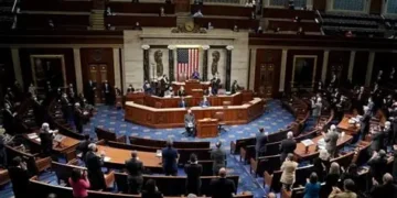 Senado dos EUA impõe limites de acções armadas de Trump contra Venezuela