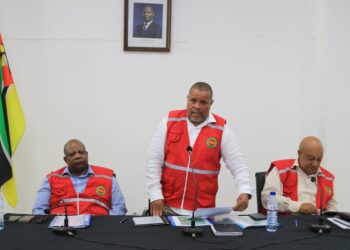 Ministro da Agricultura avalia impactos das chuvas em Sofala e reforça apoio às famílias afectadas