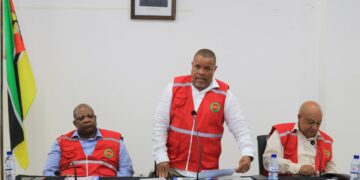 Ministro da Agricultura avalia impactos das chuvas em Sofala e reforça apoio às famílias afectadas