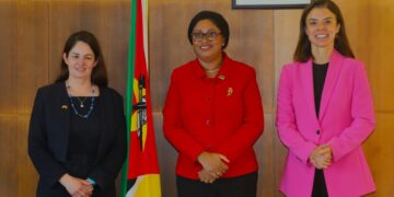 Carla Loveira recebe Directora do Gabinete do Departamento do Tesouro dos EUA