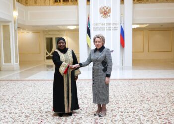 Moçambique e Rússia reforçam cooperação parlamentar e analisam novas áreas de parceria