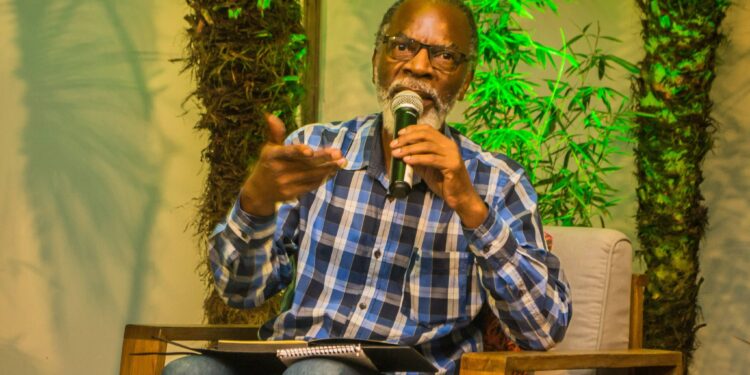 Ngomane defende resgate de obras esquecidas num encontro literário