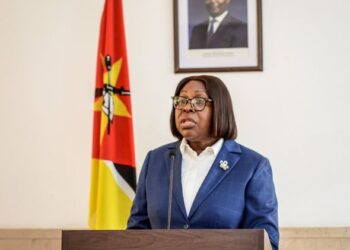 Governo desafia novos líderes do FUNAE e ISCISA a acelerar electrificação e reforçar formação em saúde pública