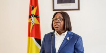 Governo desafia novos líderes do FUNAE e ISCISA a acelerar electrificação e reforçar formação em saúde pública