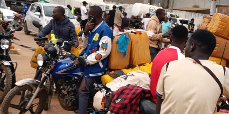 Preços dos combustíveis mantêm-se inalterados no país