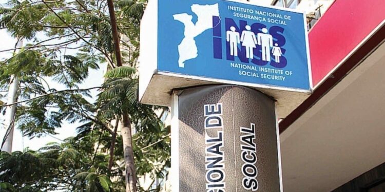 Altos quadros do INSS detidos por alegada corrupção em concursos públicos