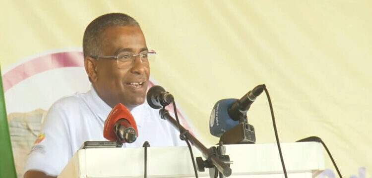 Governo reforça alerta à juventude sobre gravidezes precoces e riscos do HIV