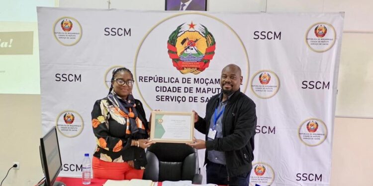 Serviços de Saúde de Maputo recebem reconhecimento do ISCISA pelo apoio à formação