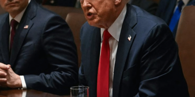 Donald Trump adia ataque ao Irão e anuncia decisão através da sua rede social