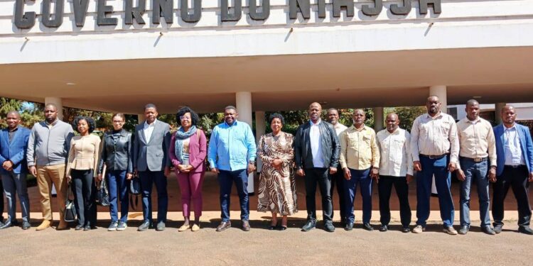 Ministro da Economia leva agenda de investimento e apoio às PME ao Niassa