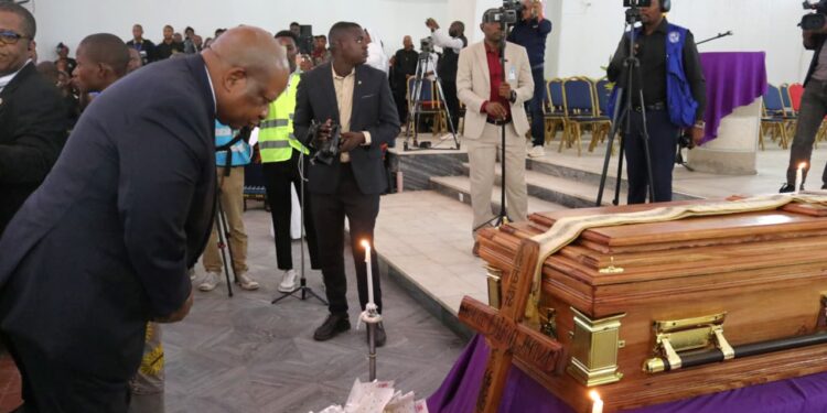 Secretário de Estado na Província de Sofala Presta Última Homenagem a Dom Osório Afonso Citora em Quelimane