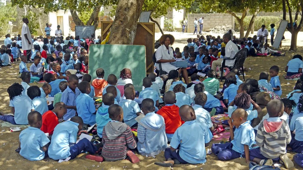 Cidadãos em Chimoio defendem maior investimento para sector da saúde, educação e segurança