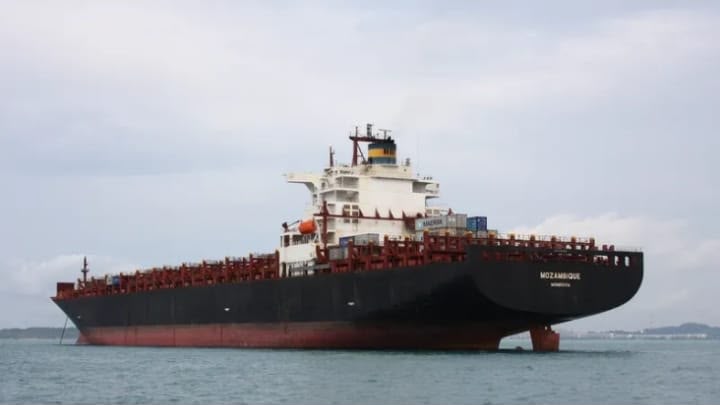 EUA diz ter neutralizado navio de bandeira moçambicana e ITRANSMAR nega registo
