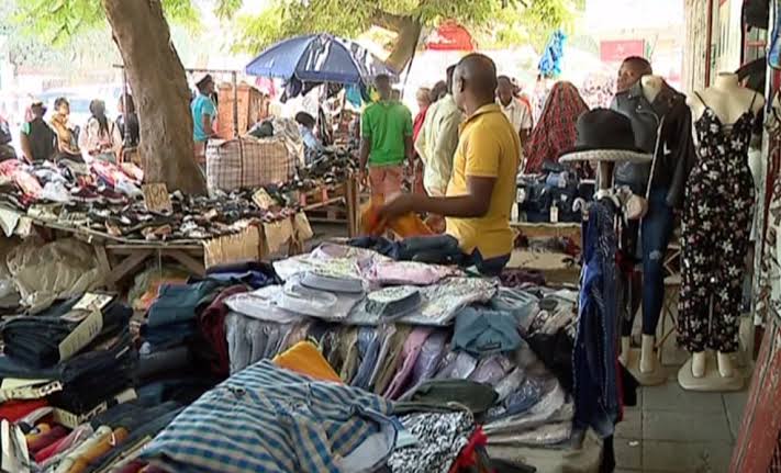 Maputo procura nova fórmula para organizar venda informal sem retirar sustento a milhares de famílias